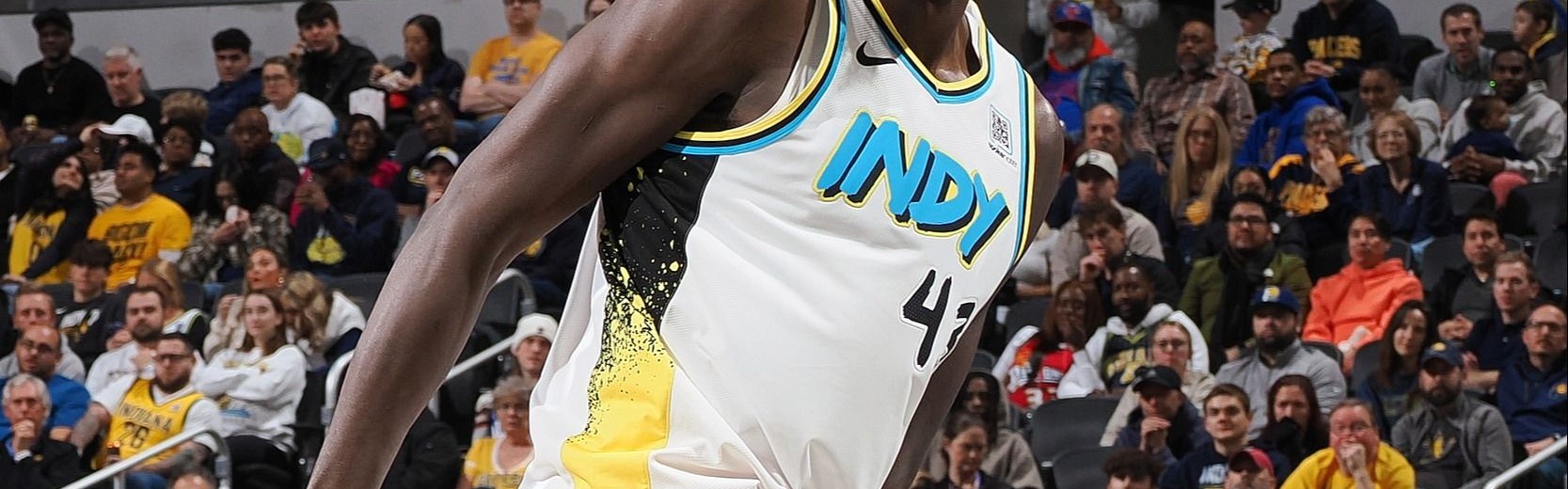 西亚卡姆晋级战砍下全场最高31分，攻防两端尽显其能