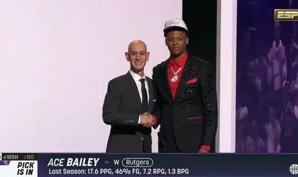 27+37！巨变态的新秀！库里詹姆斯麦迪合体！狂，让他狂！