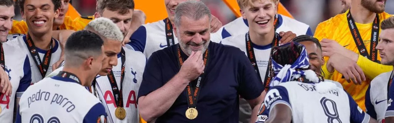 英媒：波斯特科格鲁获得200万镑奖金，球员分摊300万镑奖金